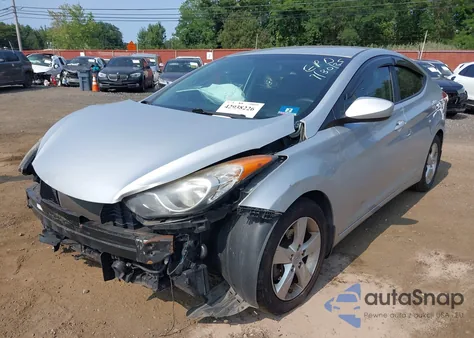 2013 Hyundai Elantra Gls z USA, uszkodzony, nr VIN 5NPDH4AE5DH180385